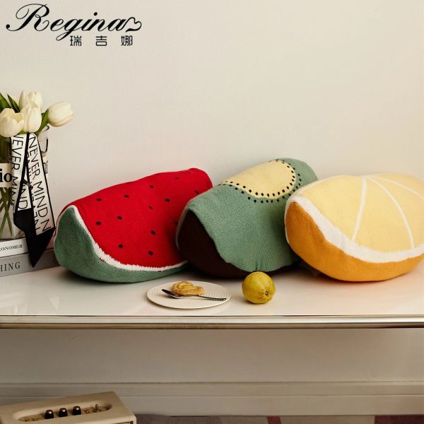 coussin design fruit